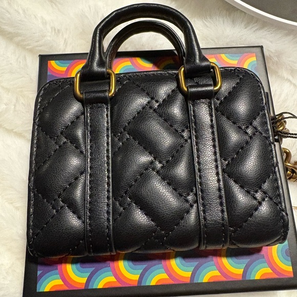 Kurt Geiger Black Quilted Mini Bag with Gold Chain - Picture 5 of 6